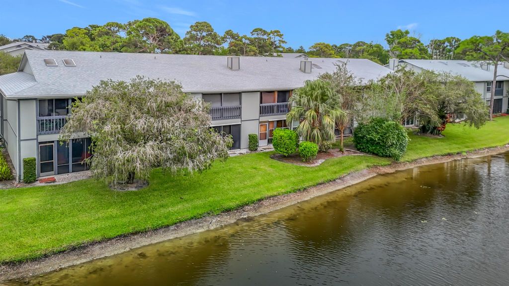 Photo of 8259 SE Croft Circle #L-7, Hobe Sound, FL 33455 (MLS # R11127046)