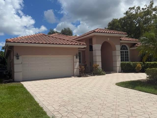 503 NW 118th Way