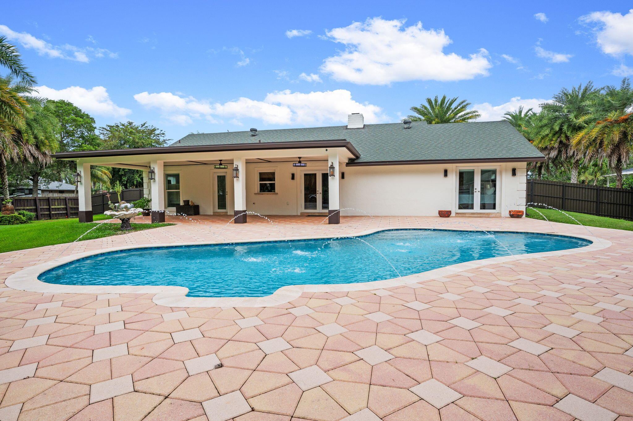 5700 SW 196th Lane