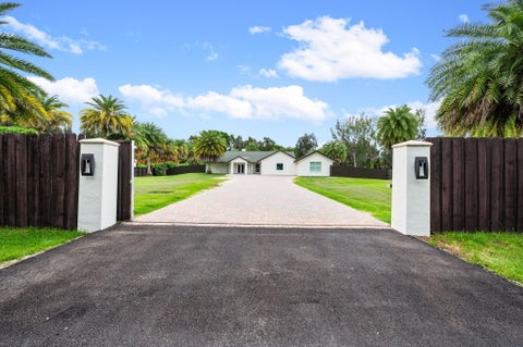 5700 SW 196th Lane, Southwest Ranches, FL 33332 - #: B26042021