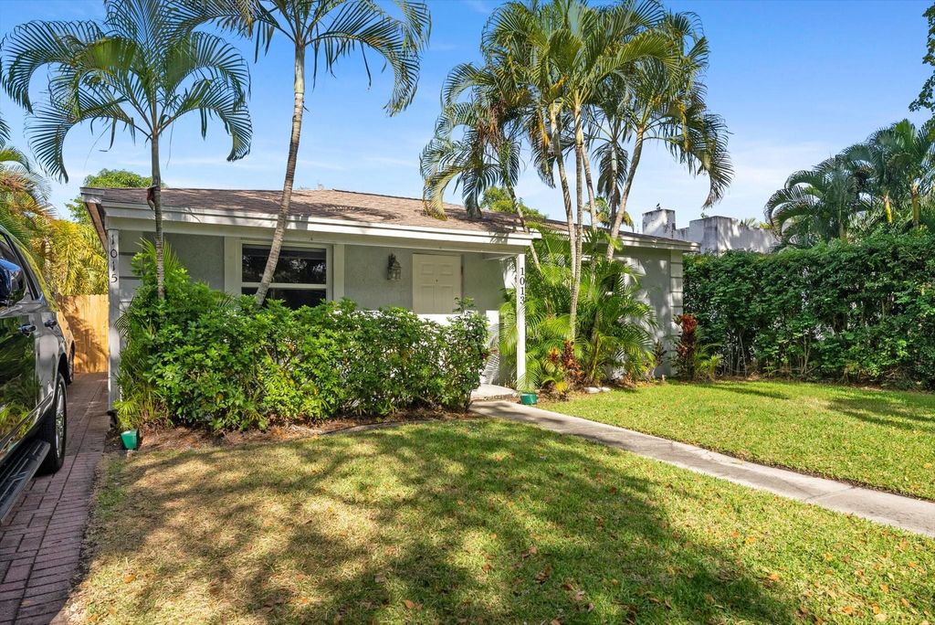 Photo of 1013 Upland Road, West Palm Beach, FL 33401 (MLS # F10526886)