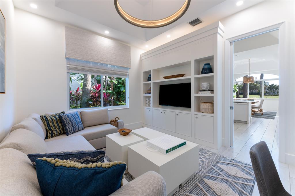 GOLF VILLAGE AT ADMIRALS - Residential