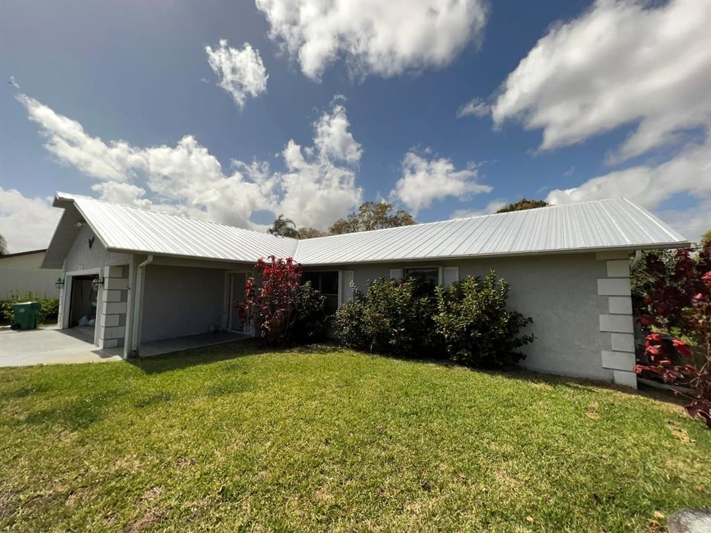 Photo of 2624 SE Solana Lane, Port Saint Lucie, FL 34983 (MLS # R10782160)