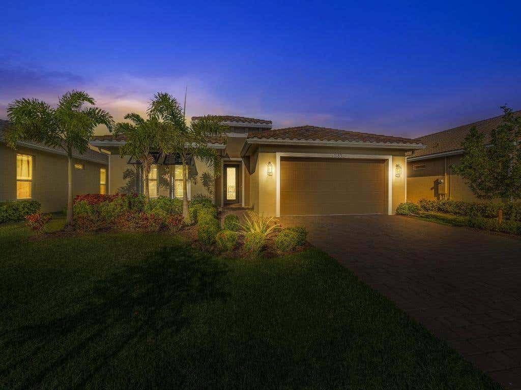 Photo of 10183 SW Indian Lilac Trail, Port Saint Lucie, FL 34987 (MLS # R10708765)