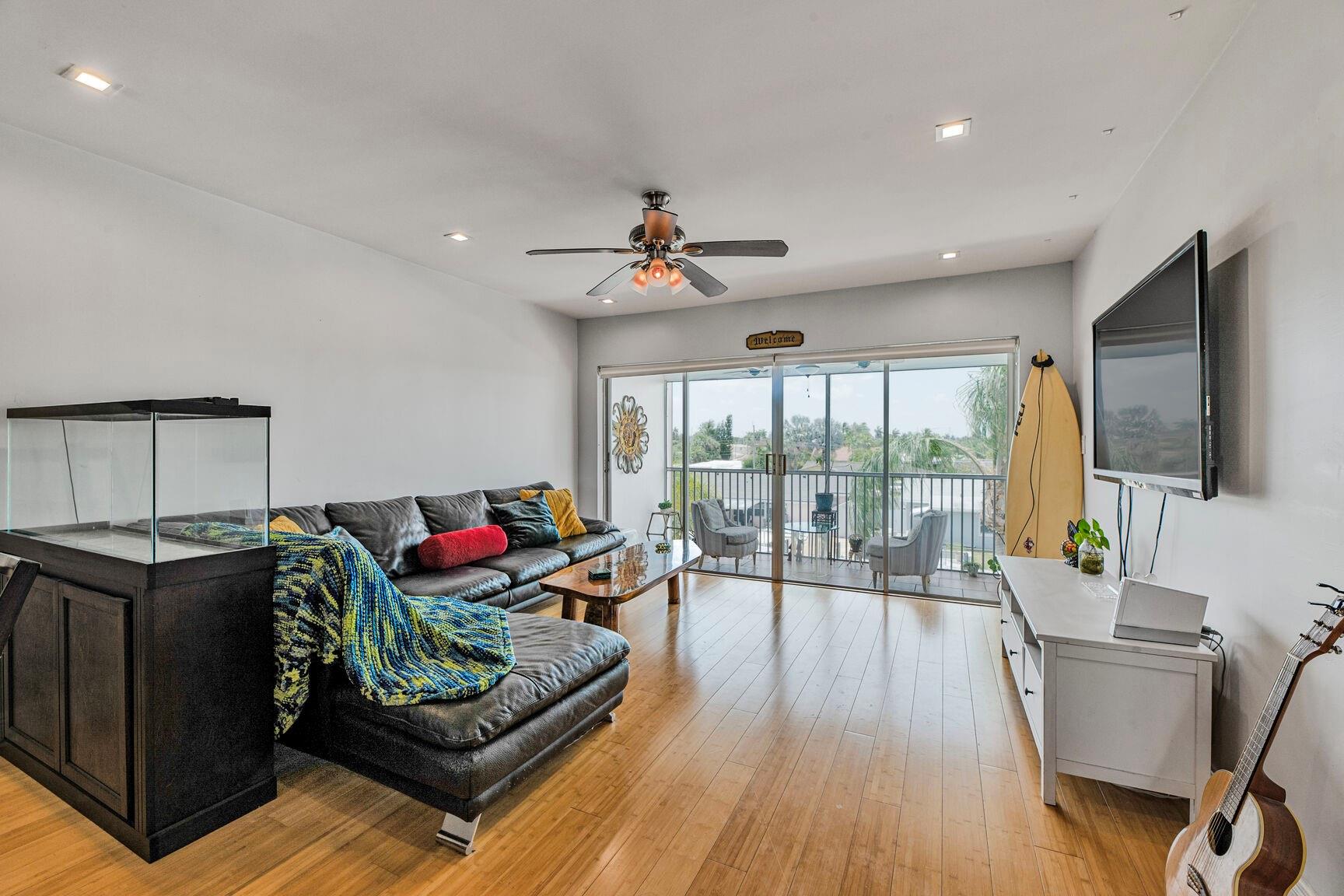 1100 SW 12th St 311