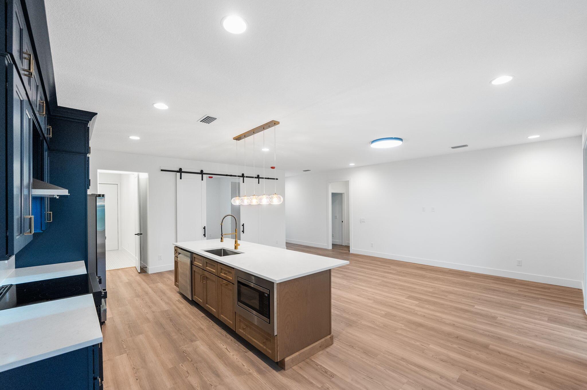 PORT MALABAR UNIT 49 - Residential Lease