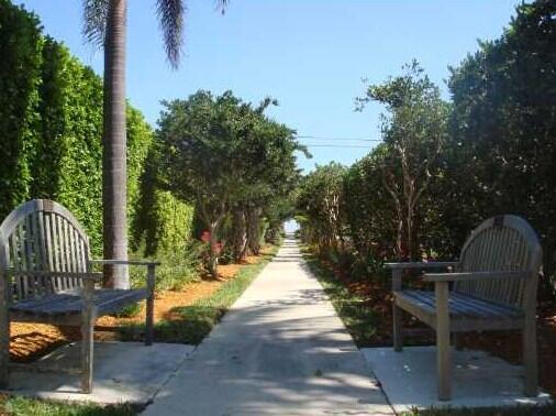 JUPITER INLET COLONY - Land