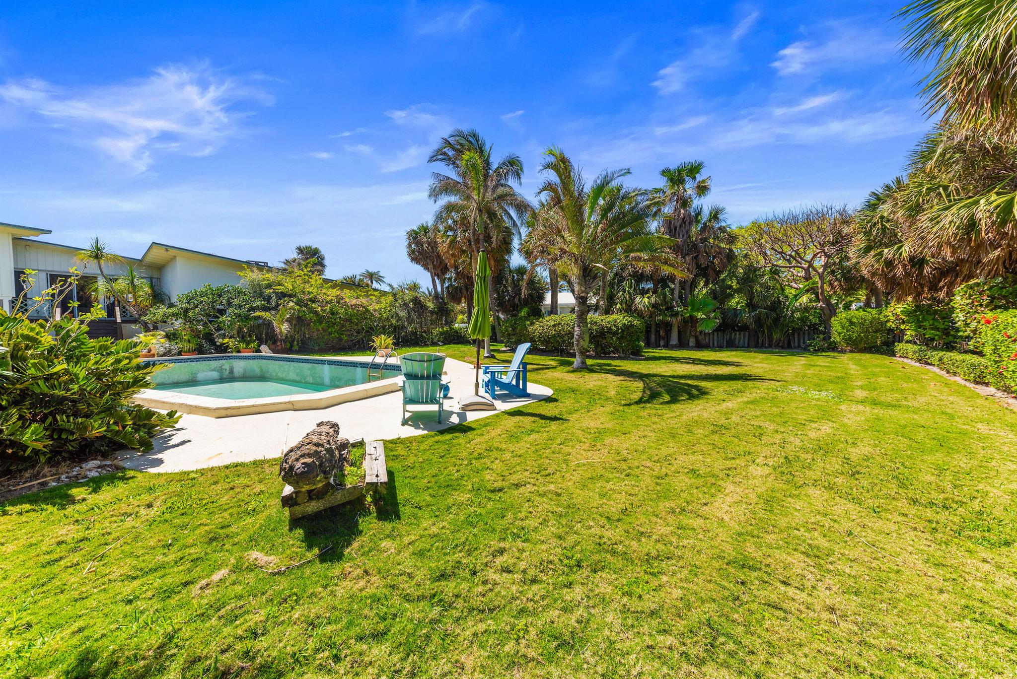 JUPITER INLET COLONY - Land