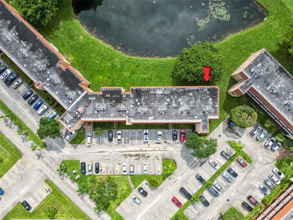 SUNRISE LAKES - Residential