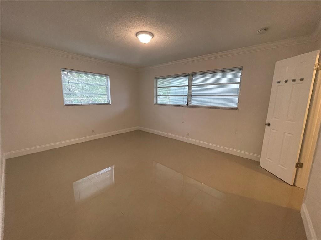 FOUR PILLARS APTS CONDO - Residential Lease