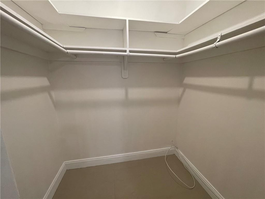 FOUR PILLARS APTS CONDO - Residential Lease