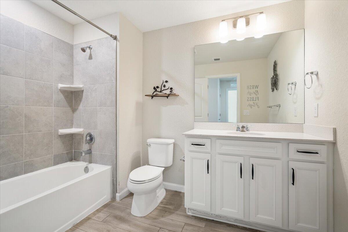 PULTE AT TRADITION PHASE - Residential