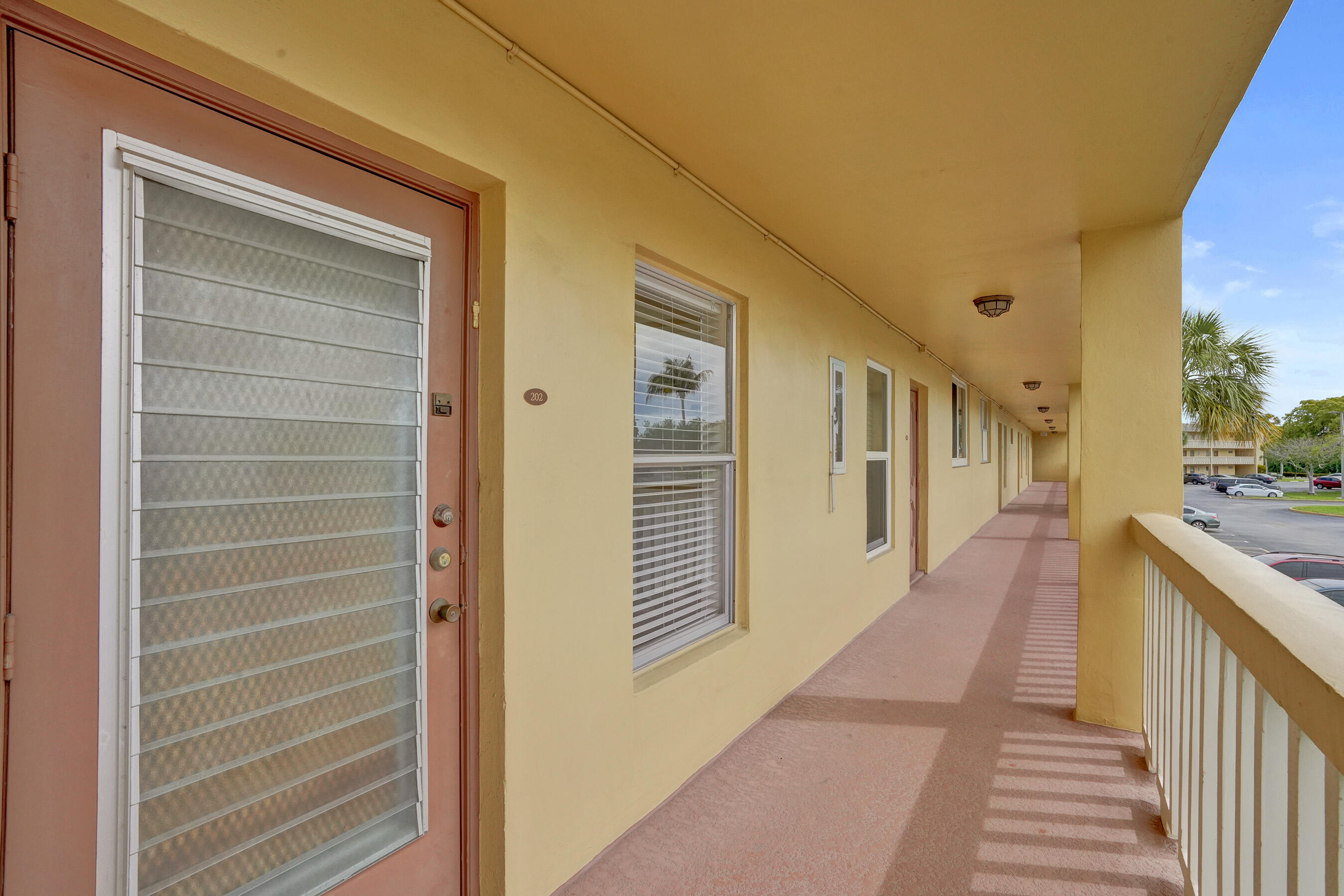 BERMUDA CLUB FIVE CONDO - Residential