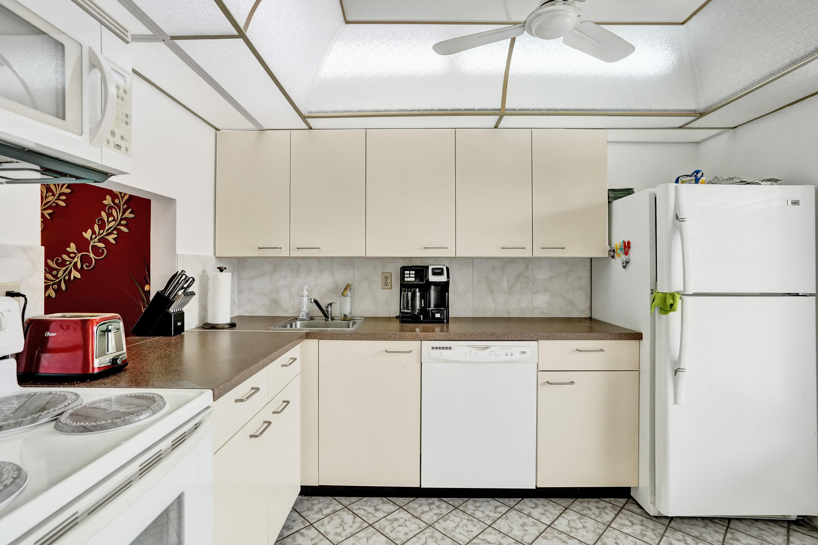 BERMUDA CLUB FIVE CONDO - Residential