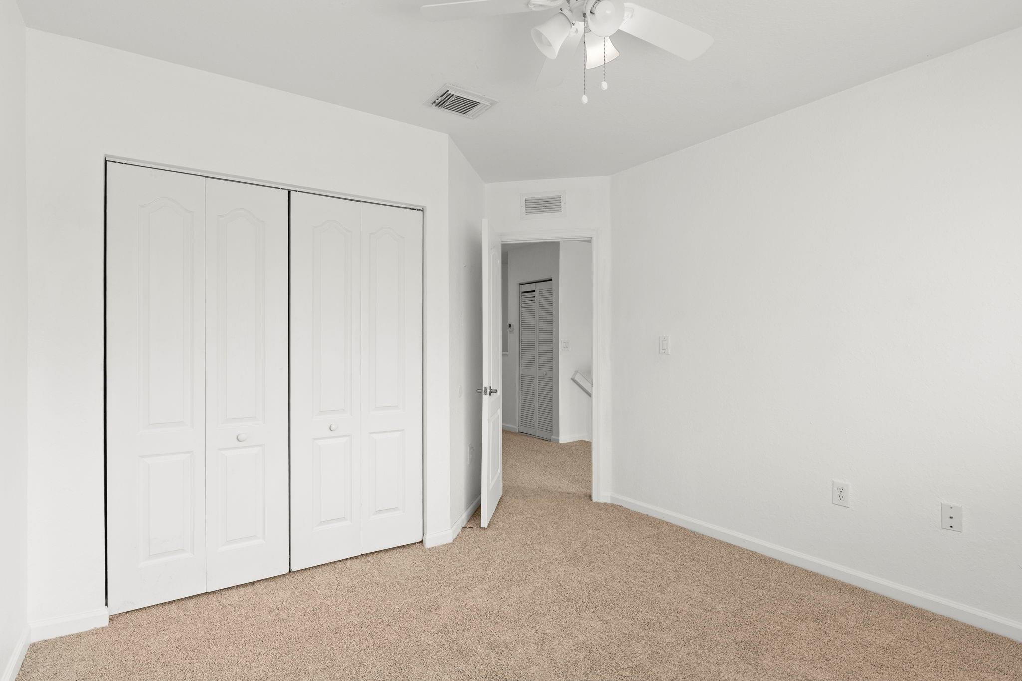 MANDARIN LAKES - Residential