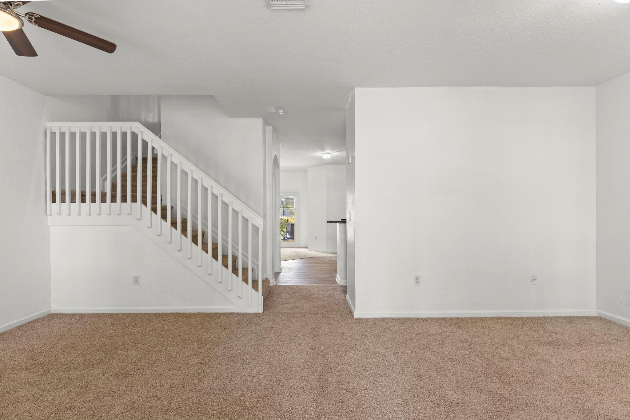 MANDARIN LAKES - Residential