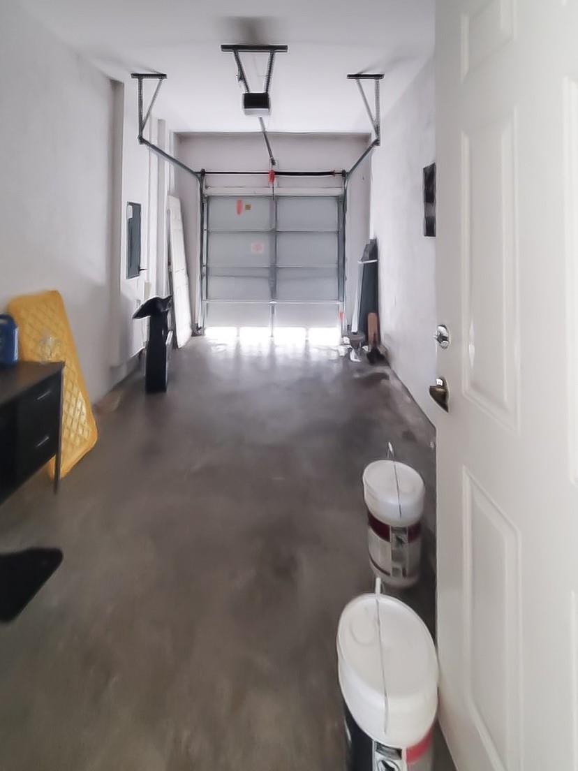 MANDARIN LAKES - Residential