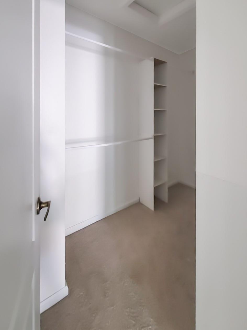 MANDARIN LAKES - Residential