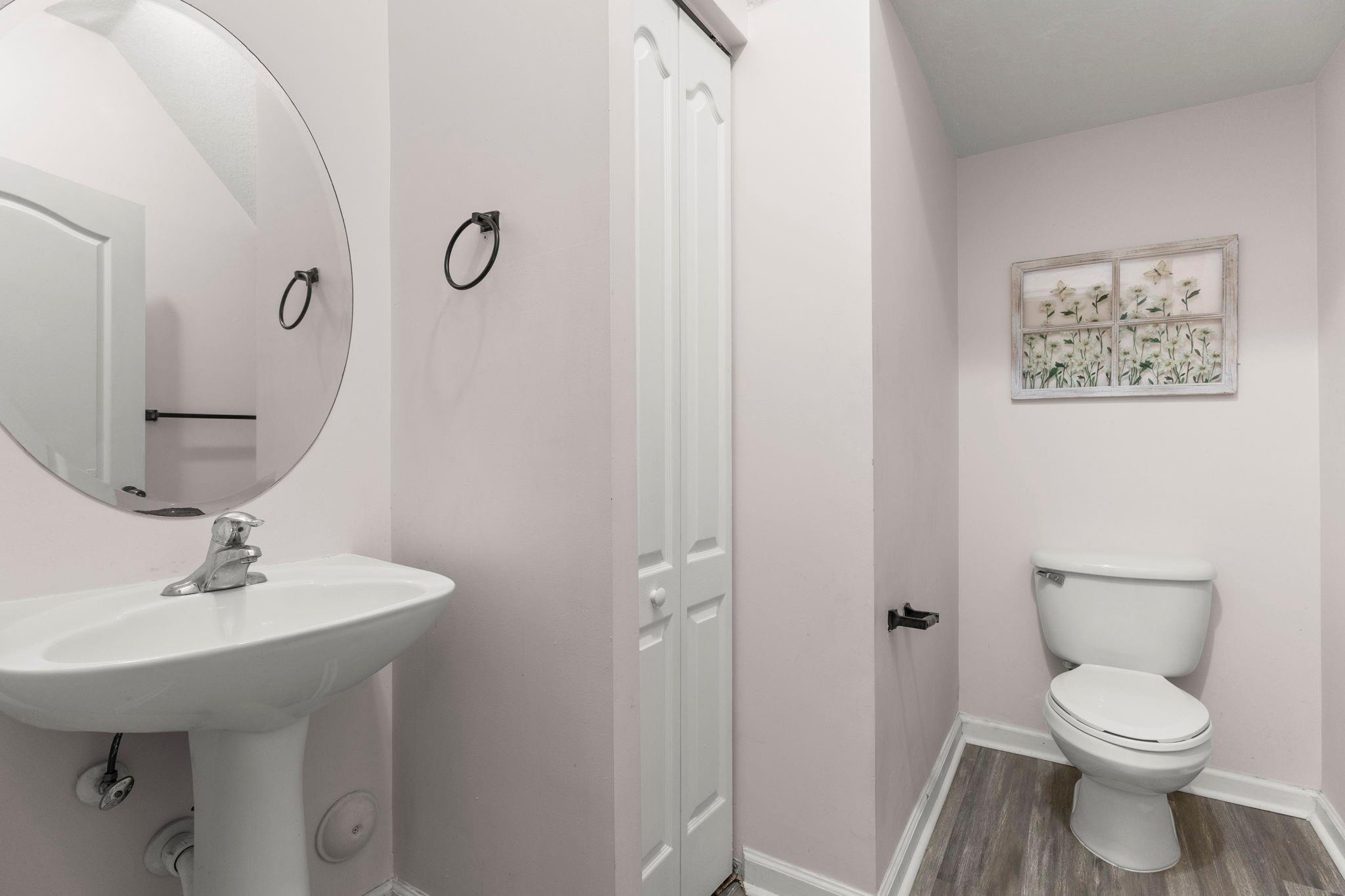 MANDARIN LAKES - Residential