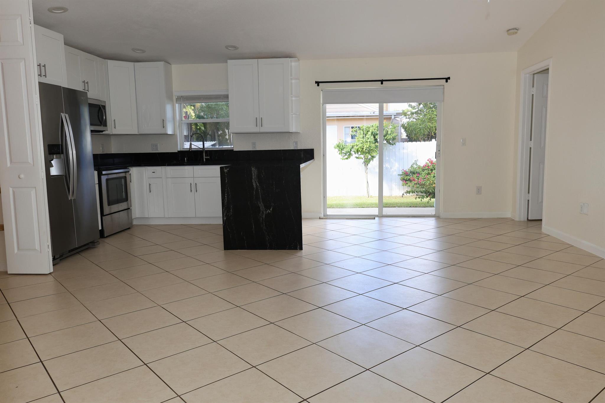 VICTORIA WOODS - Residential