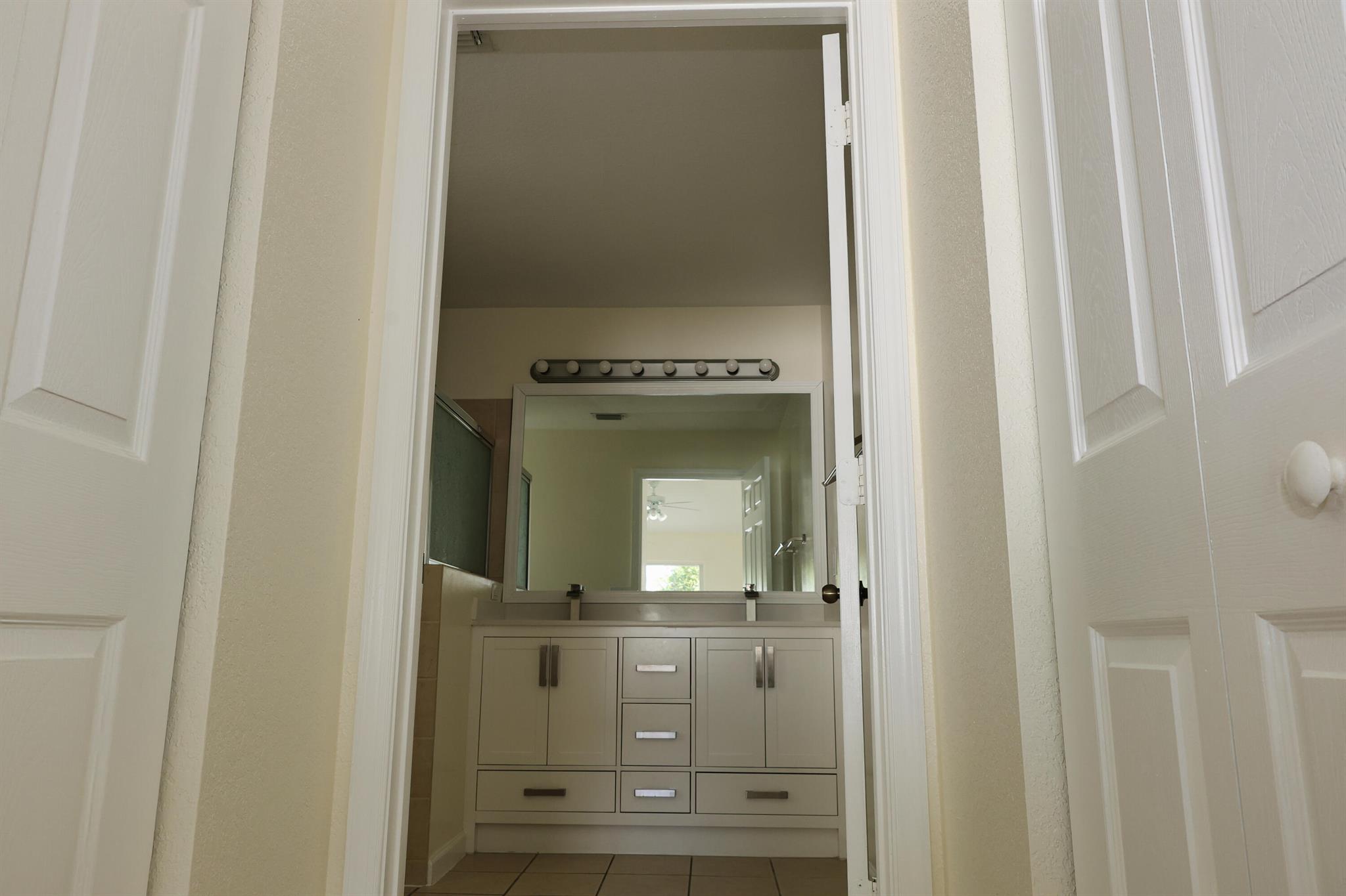 VICTORIA WOODS - Residential