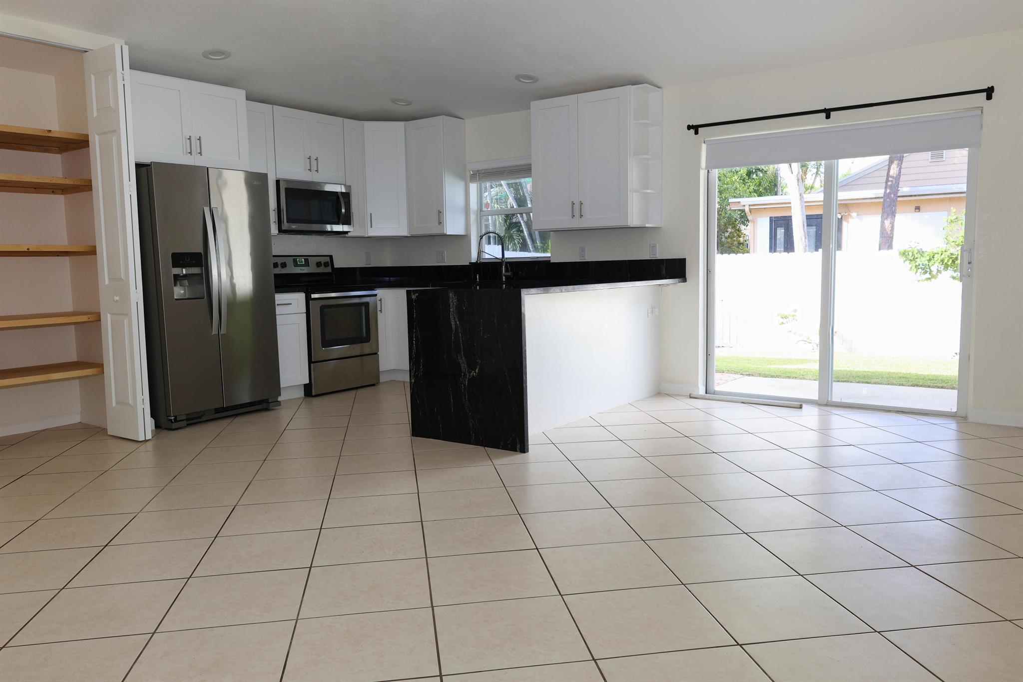 VICTORIA WOODS - Residential