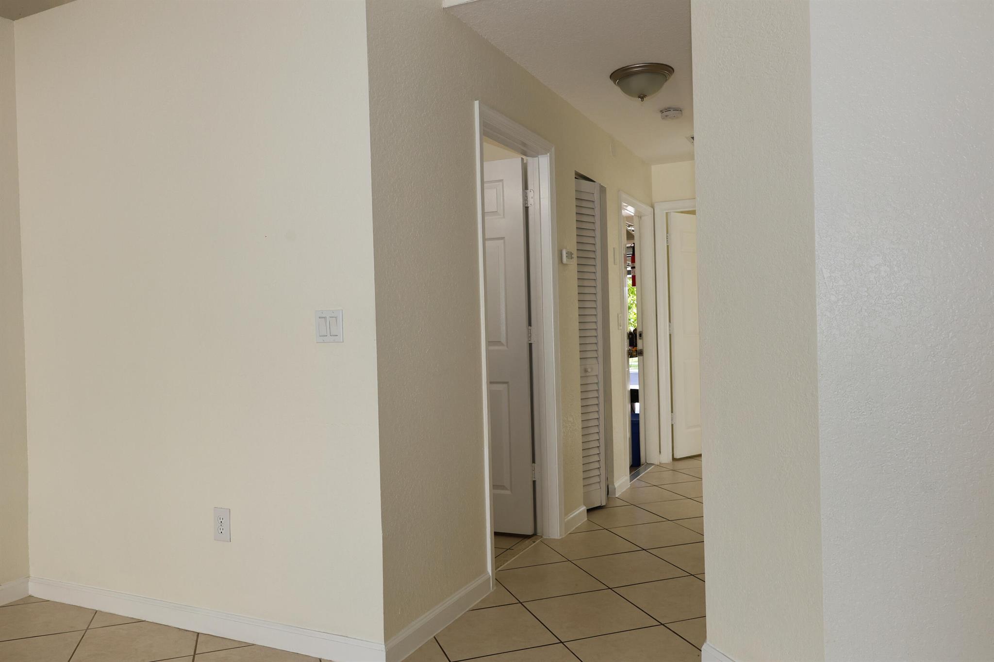 VICTORIA WOODS - Residential