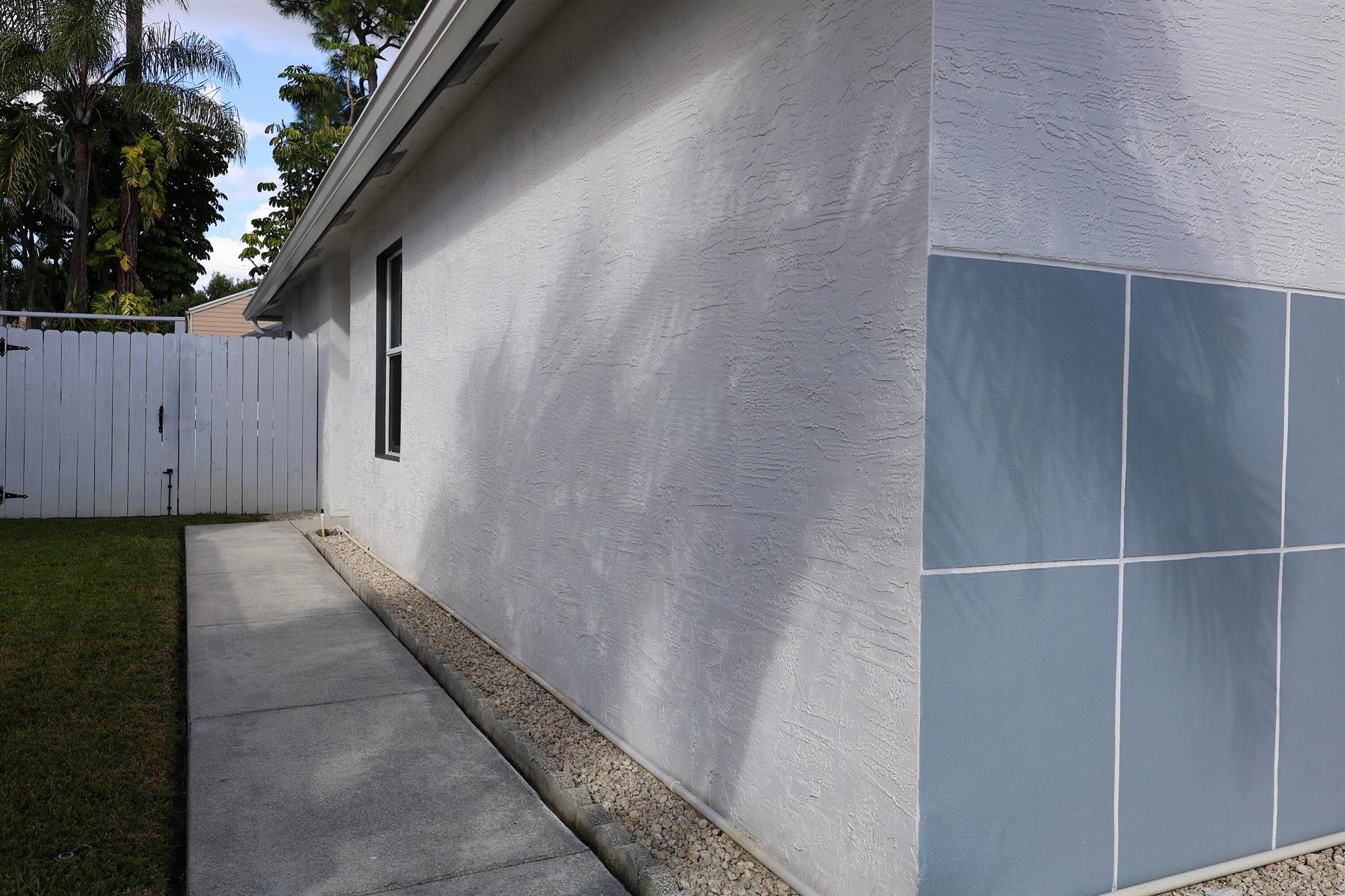 VICTORIA WOODS - Residential