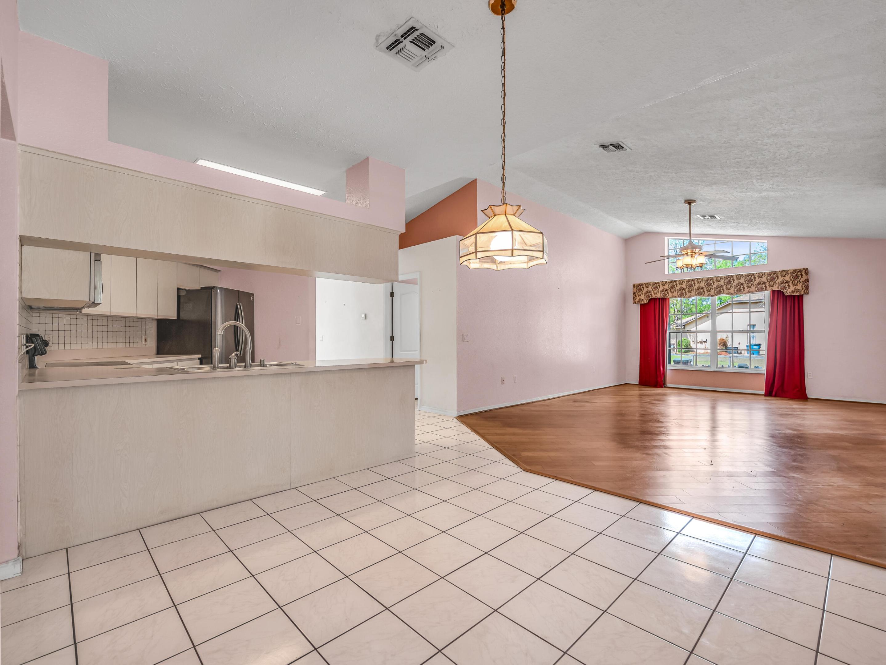 WESLEY CHAPEL - Residential