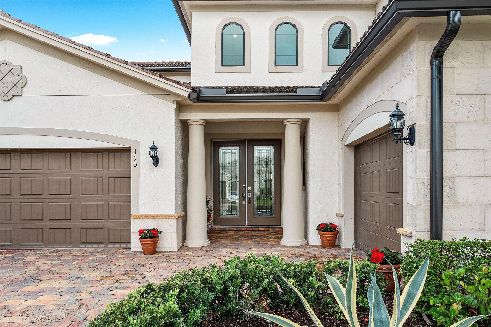 SONOMA ISLES - Residential