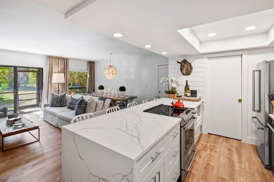 BAGATTELLE CONDO - Residential Lease