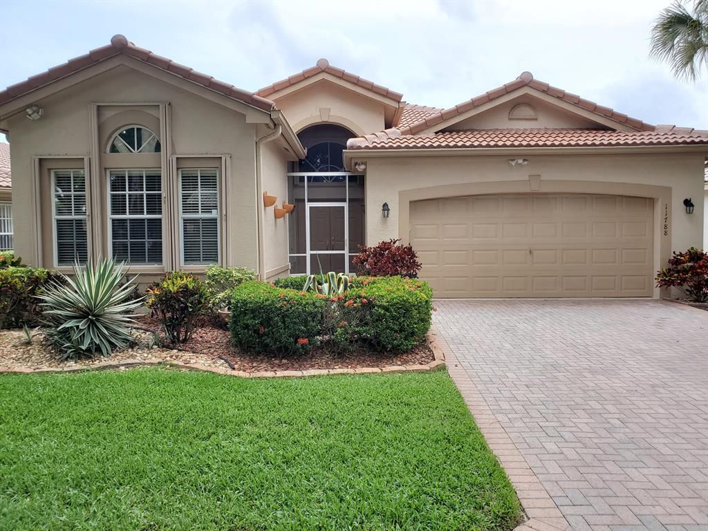 Photo of 11788 Castellon Court, Boynton Beach, FL 33437 (MLS # R10886233)