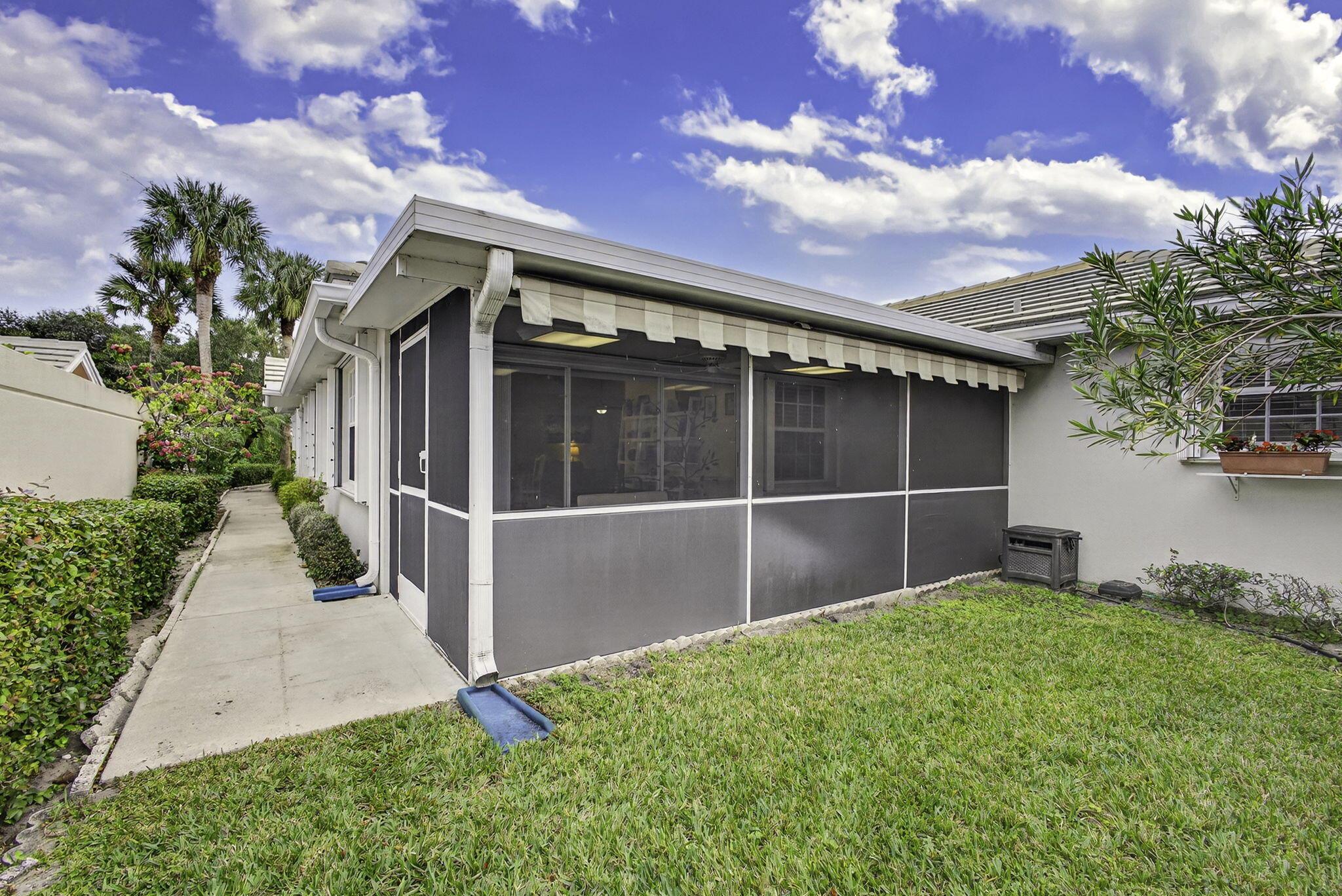 GARDEN OAKS - Residential