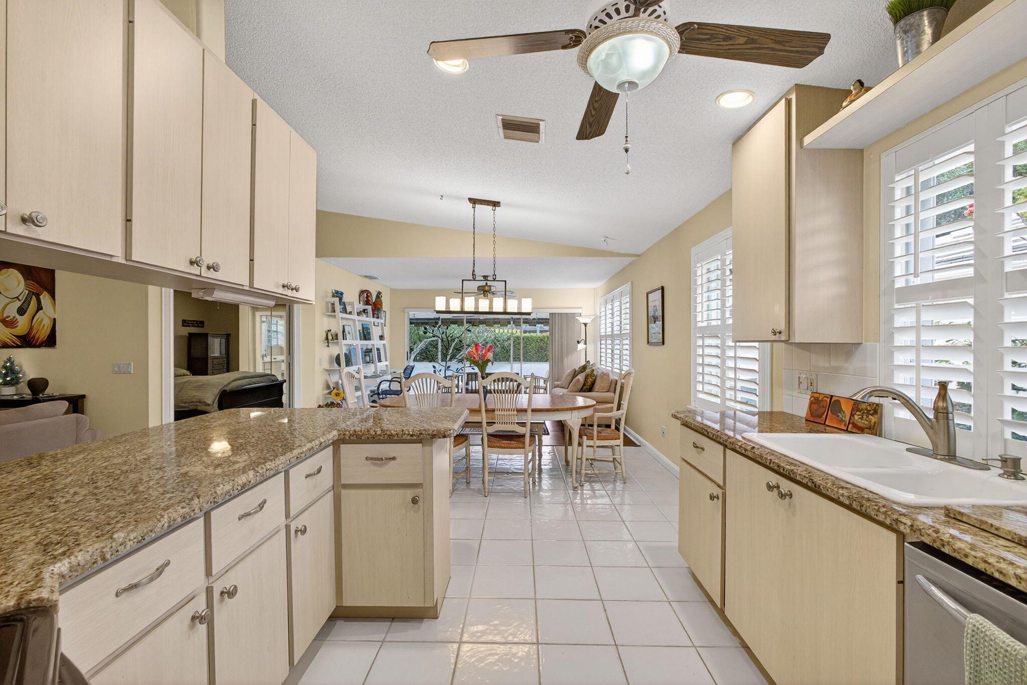 GARDEN OAKS - Residential