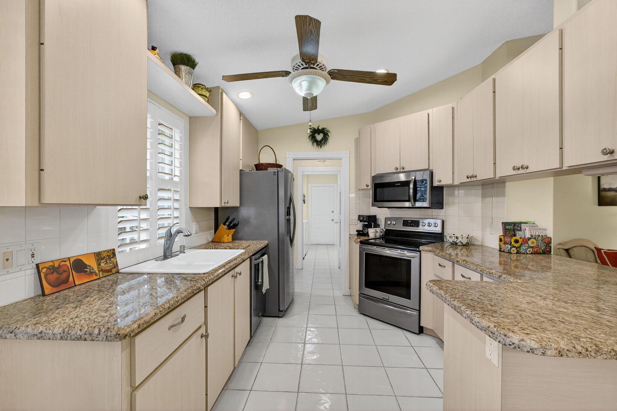 GARDEN OAKS - Residential