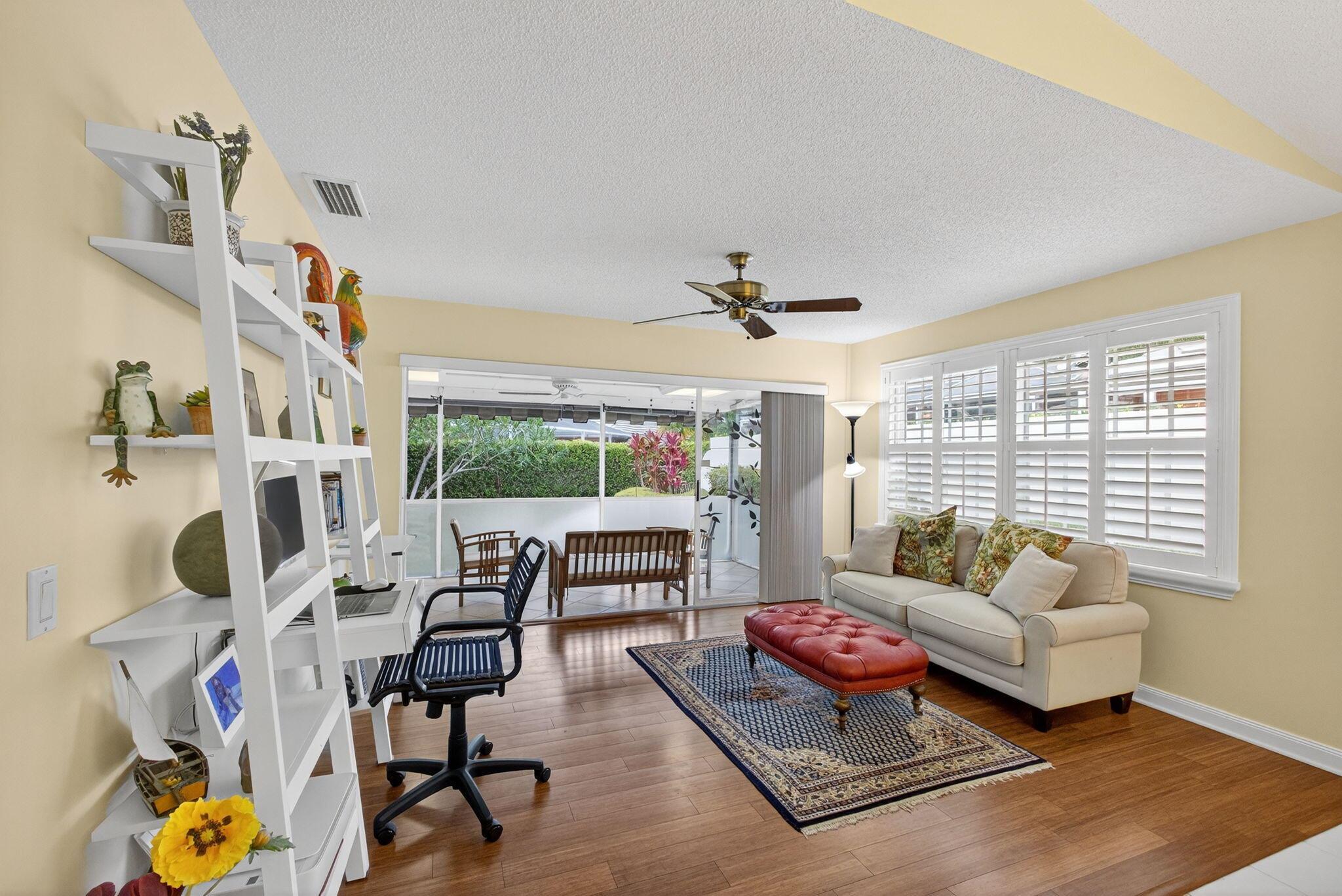 GARDEN OAKS - Residential