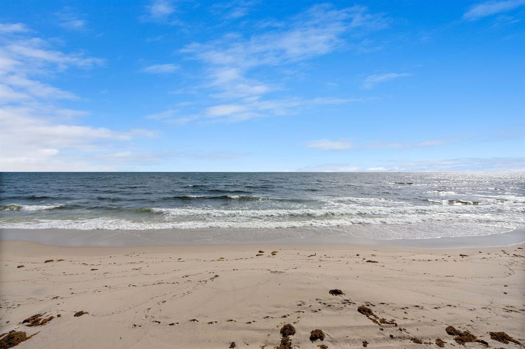 MANALAPAN - Residential