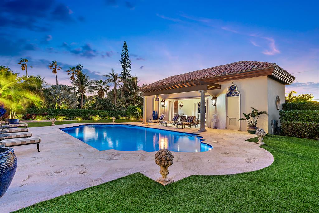 MANALAPAN - Residential