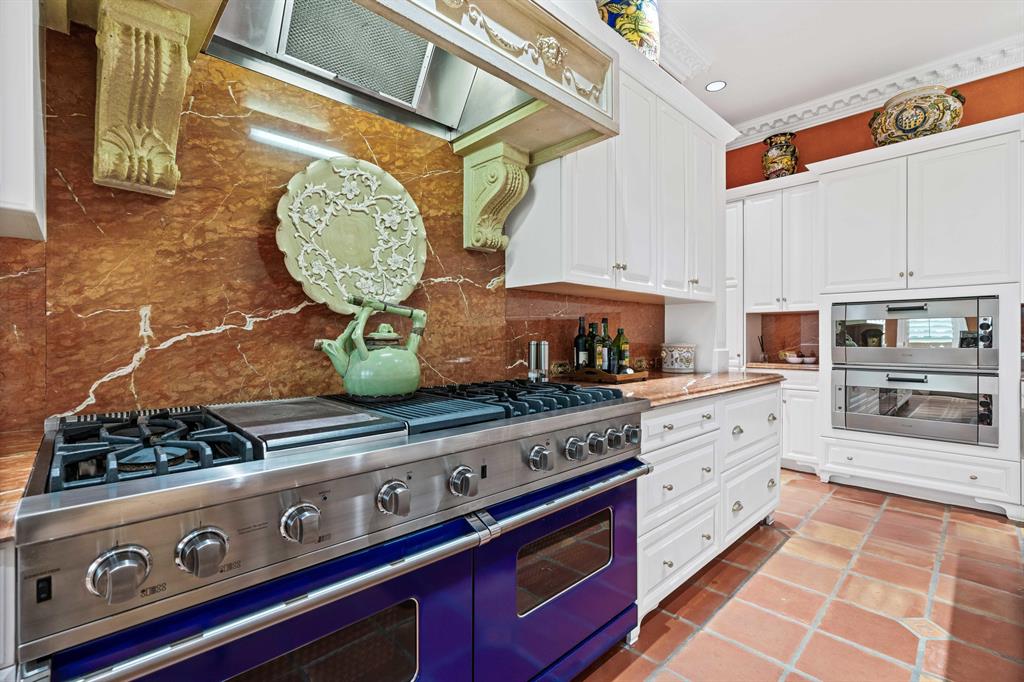 MANALAPAN - Residential