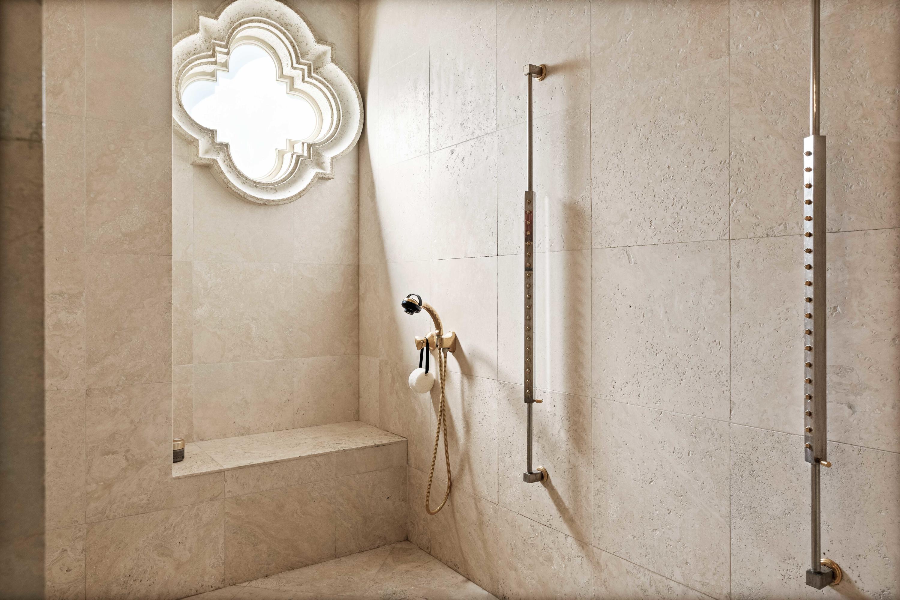 MANALAPAN - Residential