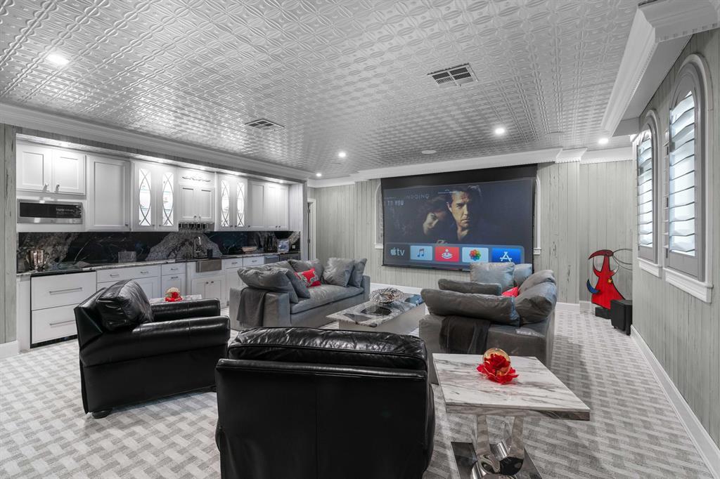 MANALAPAN - Residential