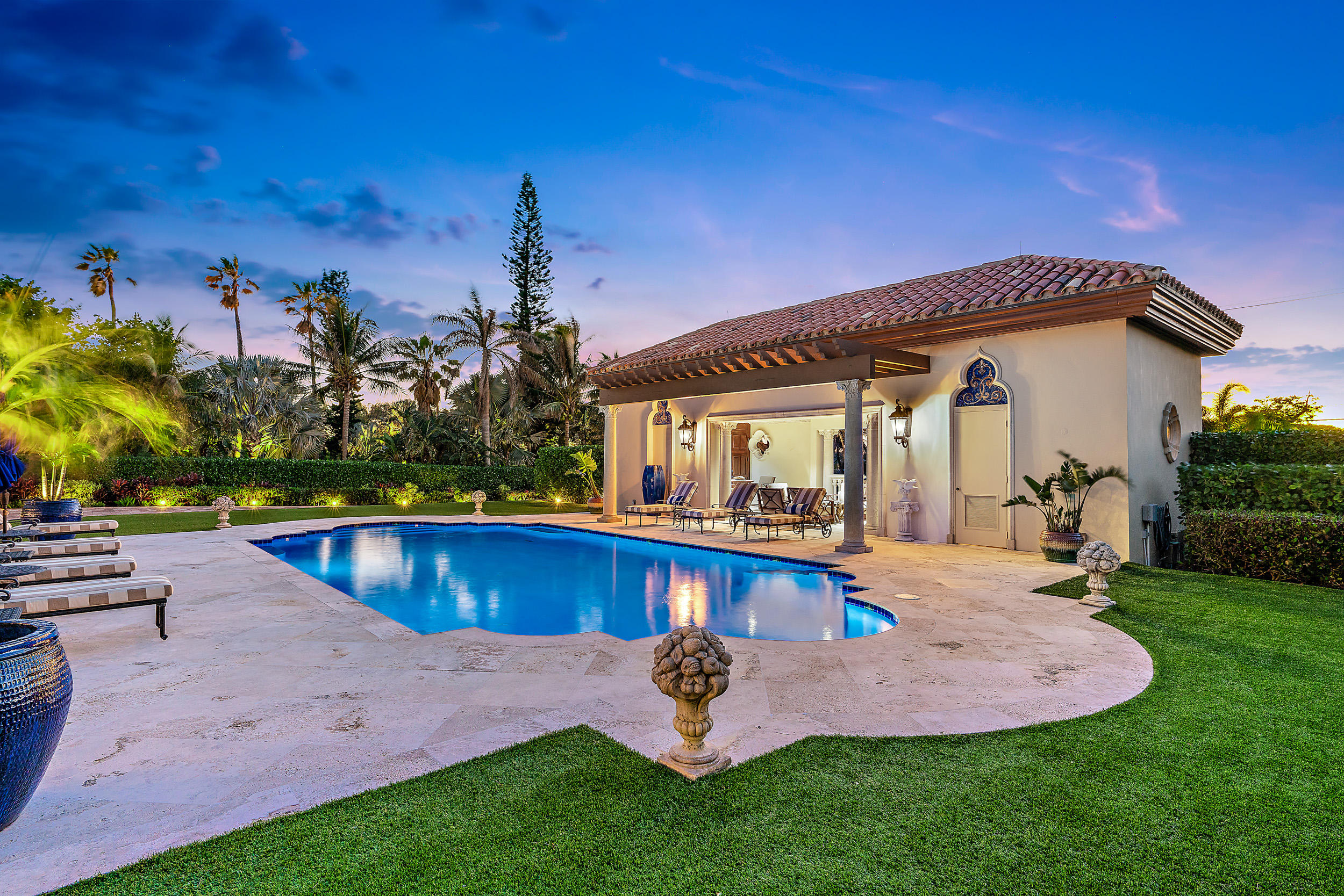 MANALAPAN - Residential