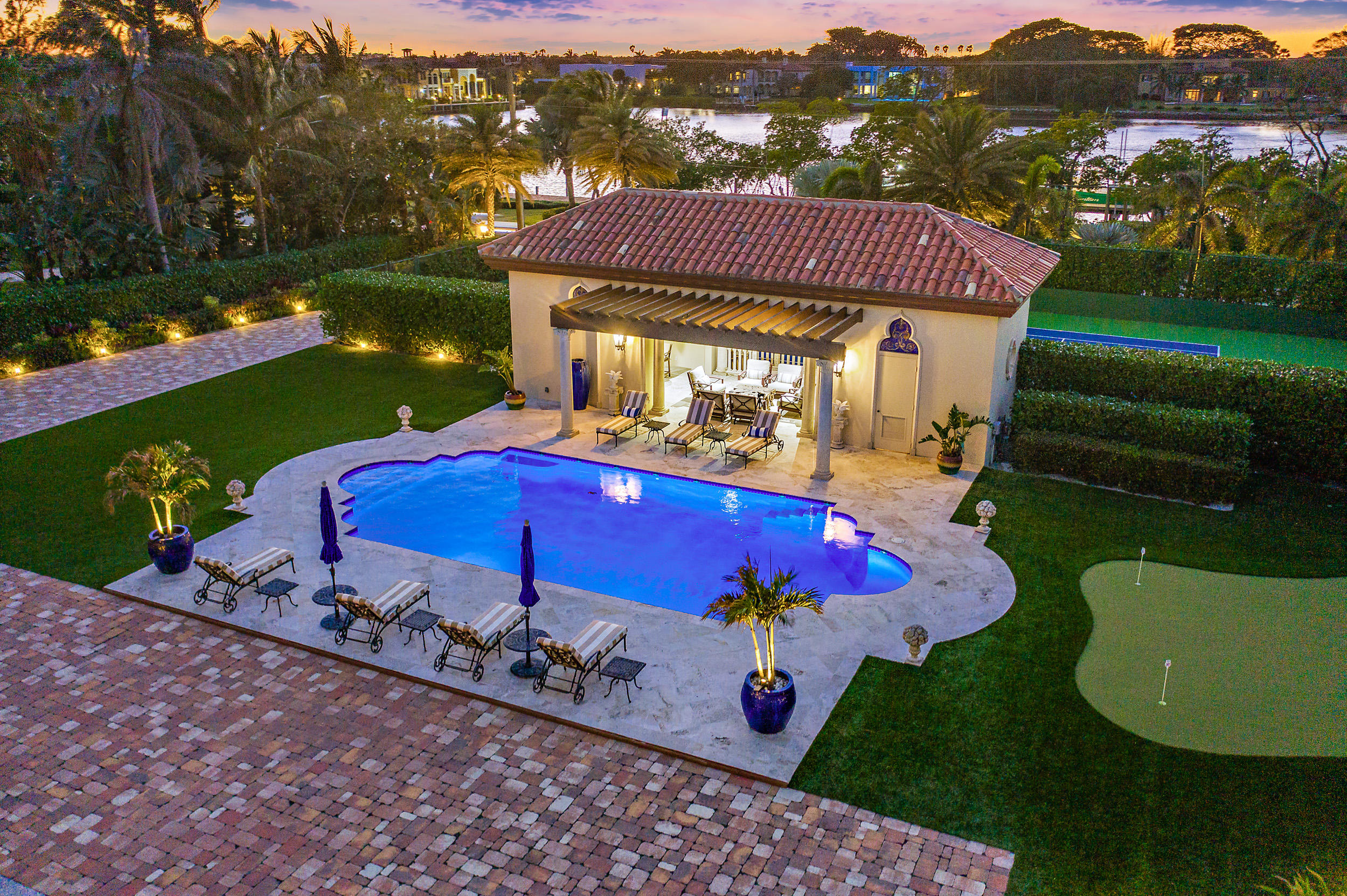 MANALAPAN - Residential