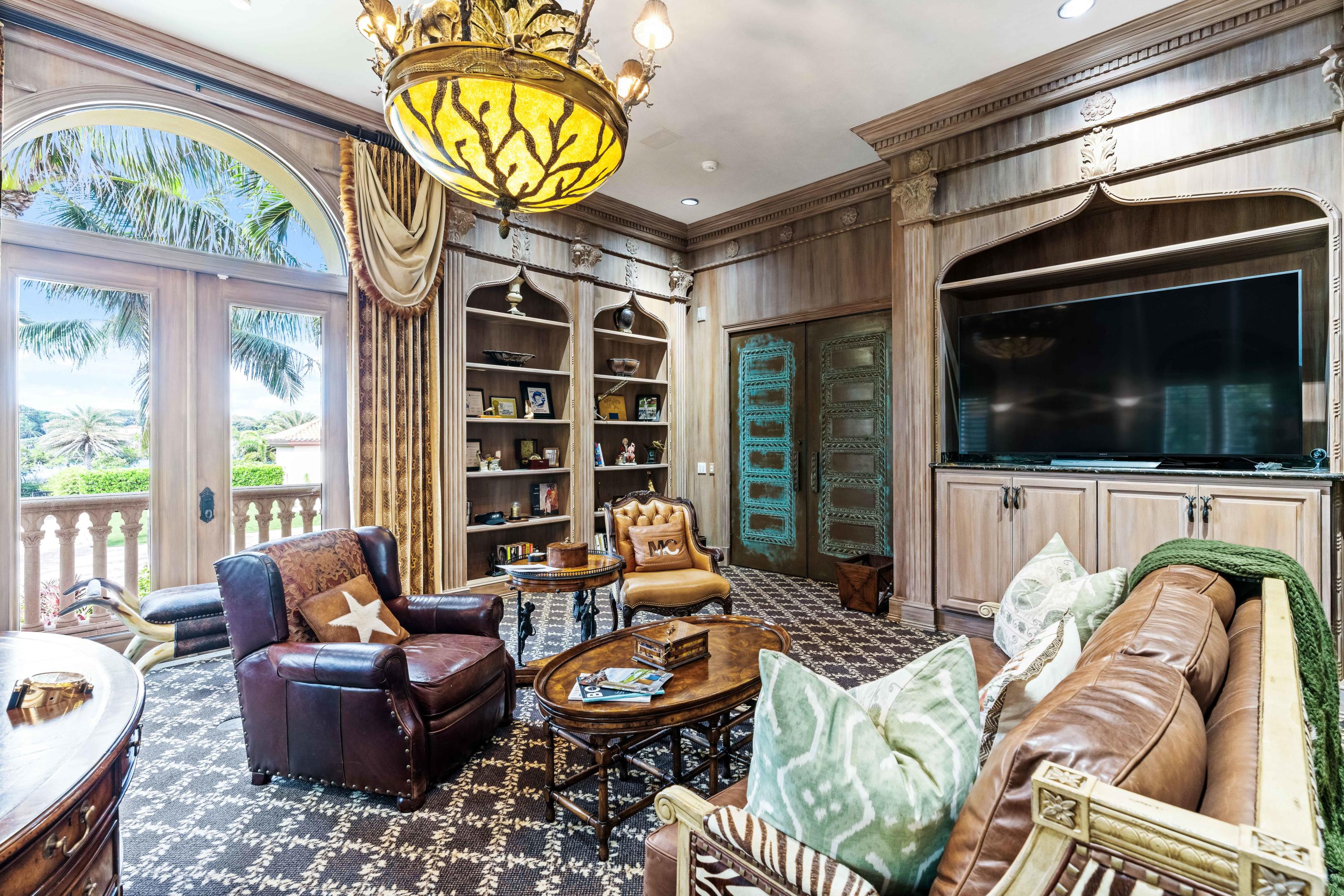 MANALAPAN - Residential