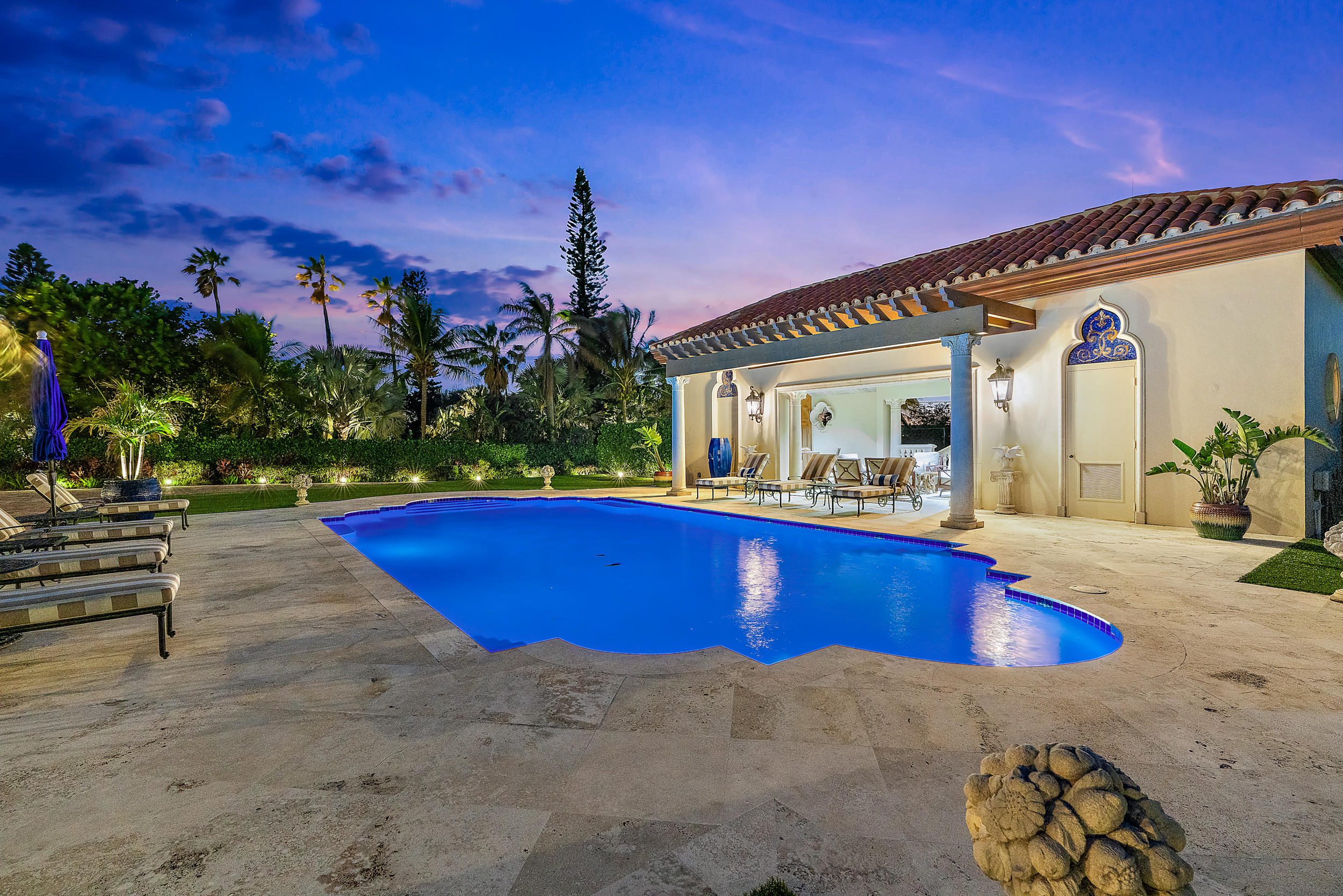 MANALAPAN - Residential