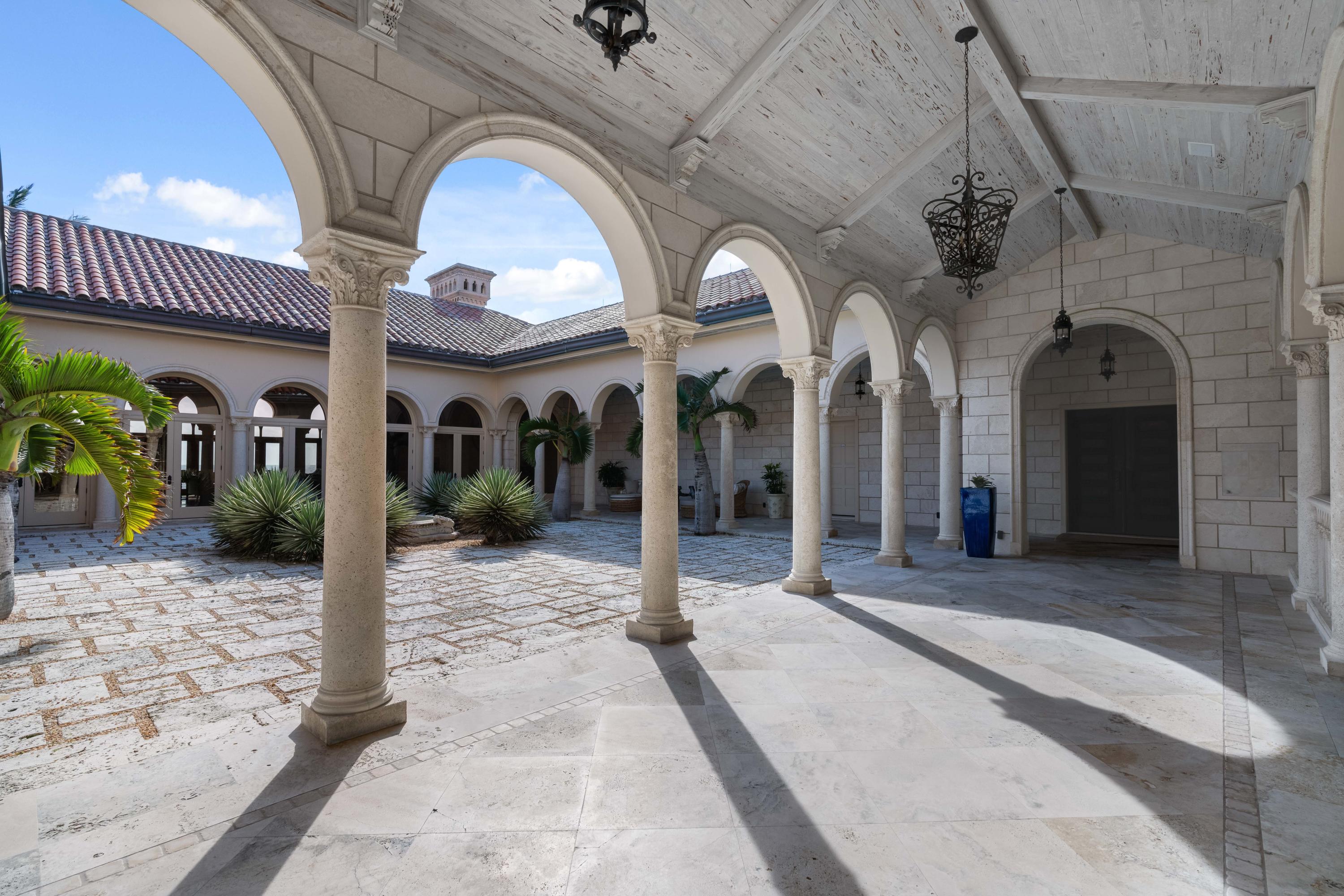 MANALAPAN - Residential