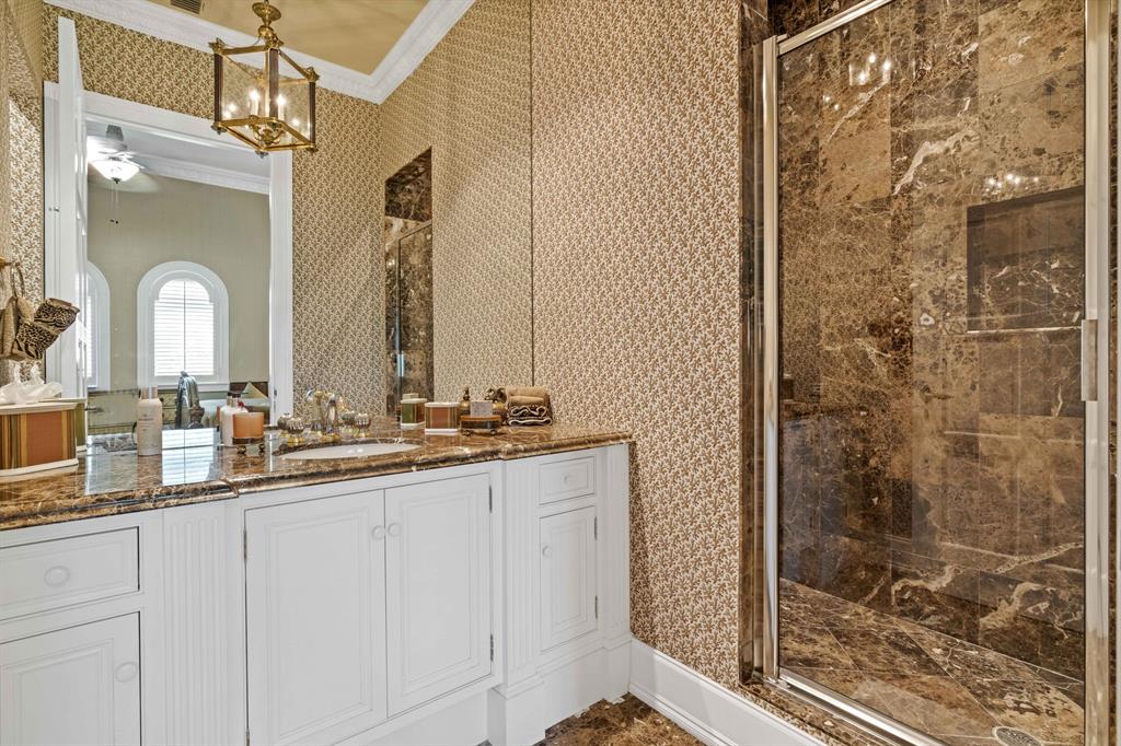 MANALAPAN - Residential