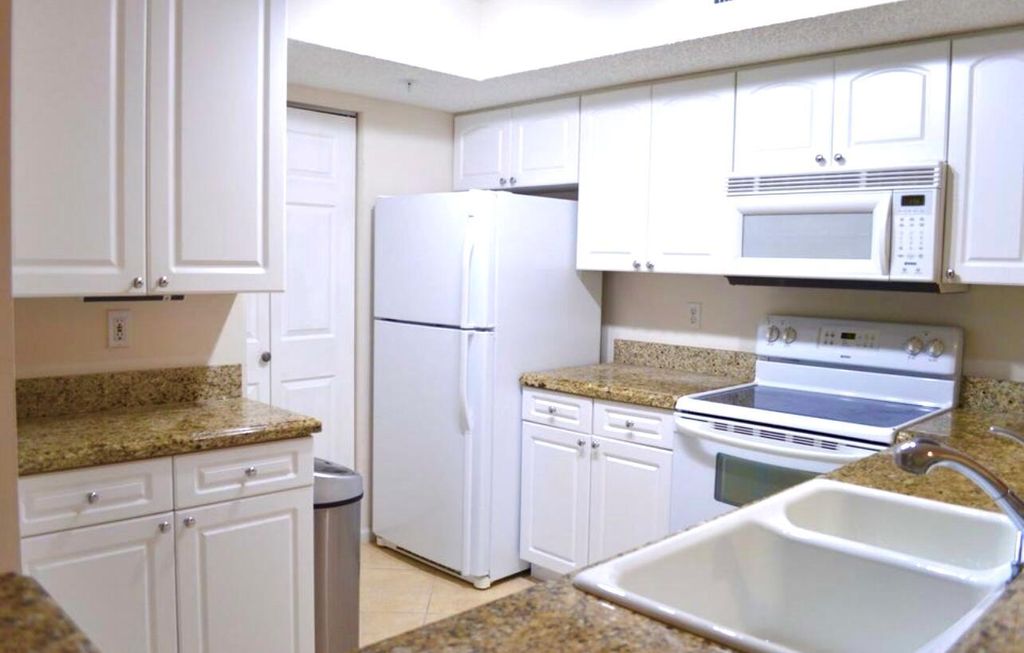 Photo of 254 Village Boulevard #4106, Tequesta, FL 33469 (MLS # R11110660)