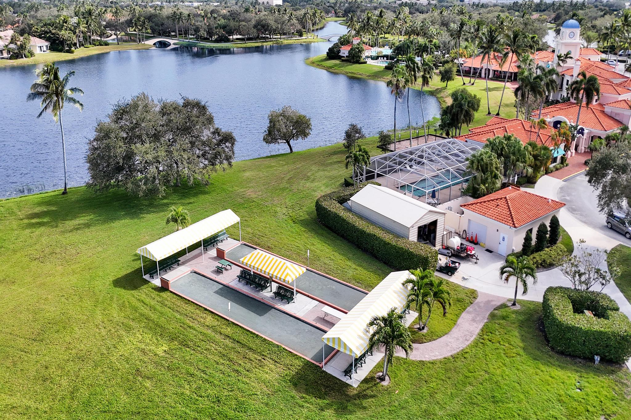 RIVERWALK - Residential