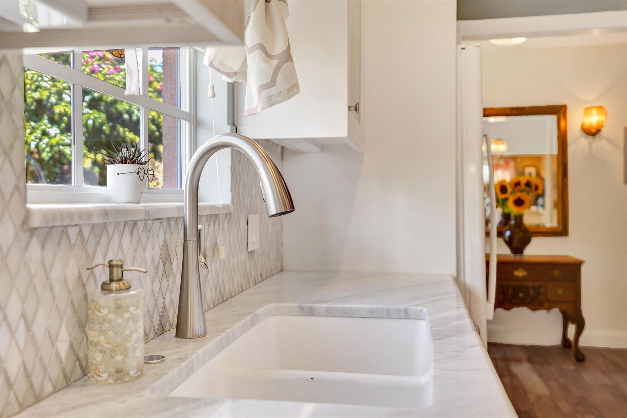 RIVERWALK - Residential